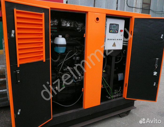 Дизельный генератор 100кВт в кожухе