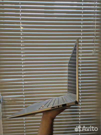 Ноутбук Haier