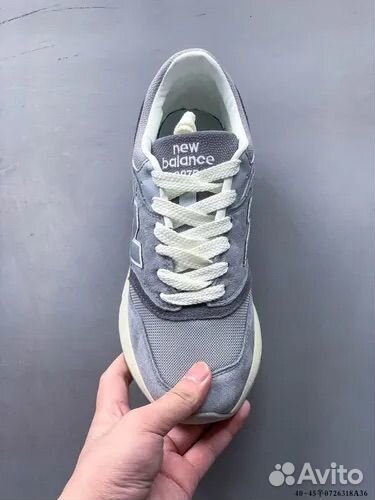 Кроссовки New Balance 574 весенние