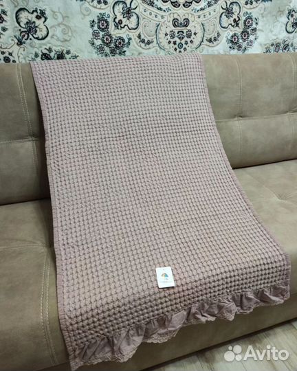 Полотенца вафельные банные