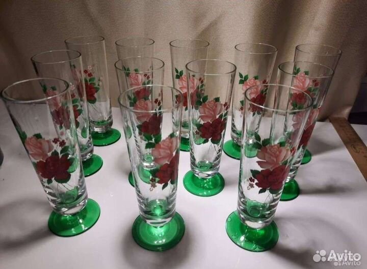 Набор фужеров, ведро для охлаждения