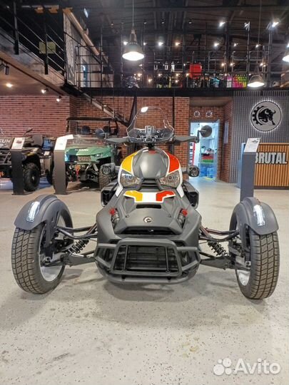 Новый трицикл BRP Can-Am On-Road Ryker Rally 2023