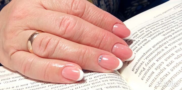 Маникюр на дому