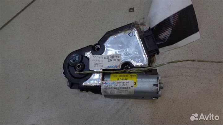 Моторчик люка Volkswagen Phaeton 2002-2016