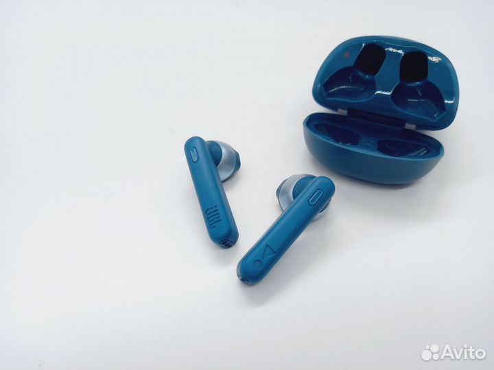 93821 Беспроводные Bluetooth-наушники JBL Tune 225