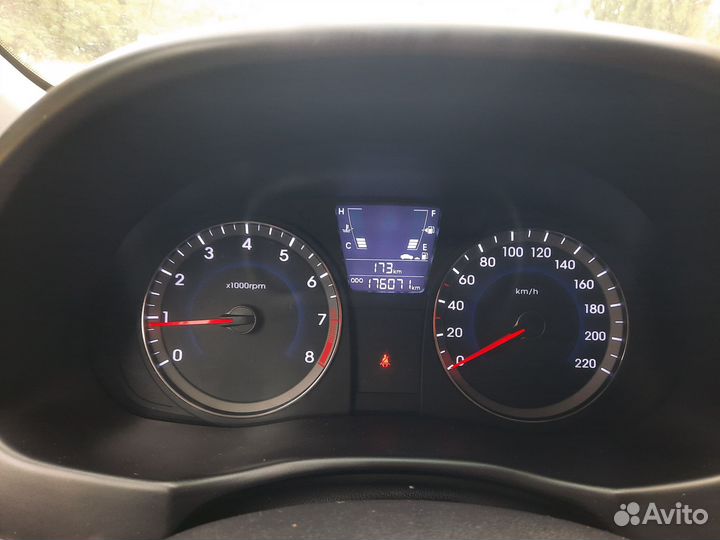 Hyundai Solaris 1.6 МТ, 2013, 176 000 км