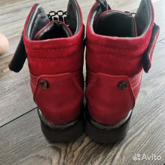 Ботинки женские Fabi