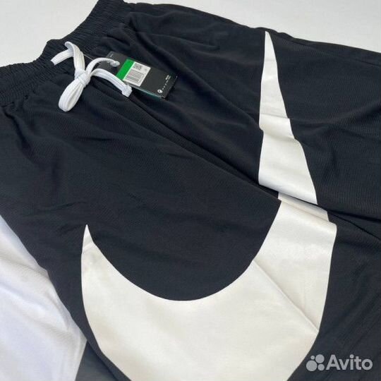 Шорты Nike swoosh