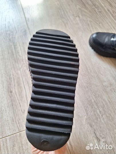 Ботинки демисезонные для девочки 26 размер