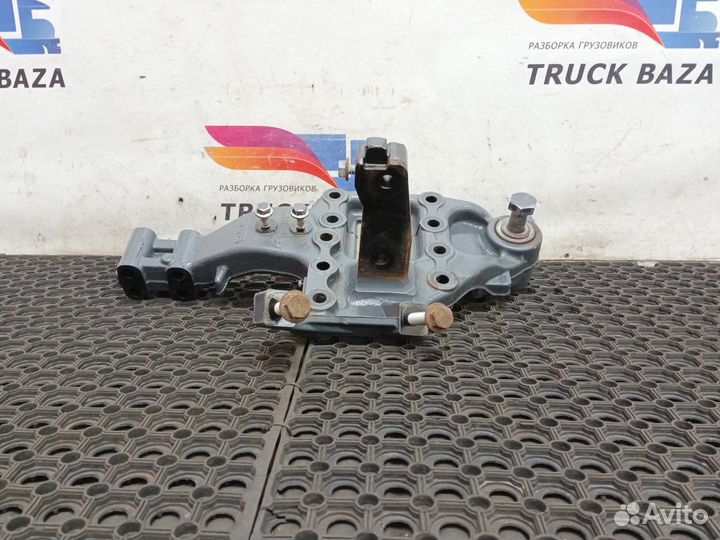 Кронштейн рессоры задний левый Daf XF106