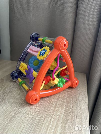 Развивающая игрушка