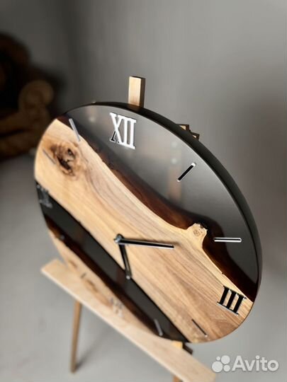 Часы настенные из дерева