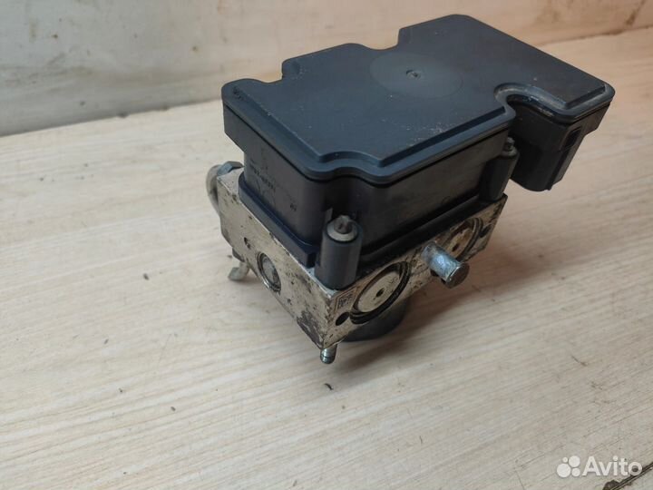 Блок абс Renault Sandero 2
