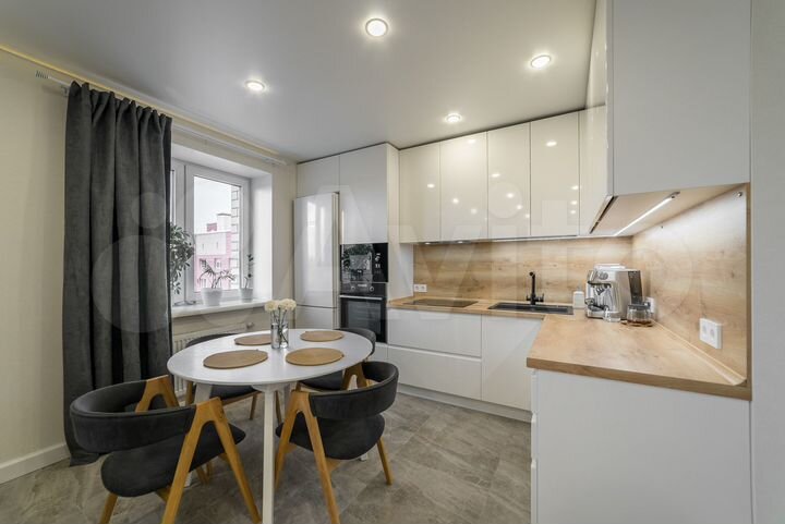 3-к. квартира, 86,2 м², 10/10 эт.