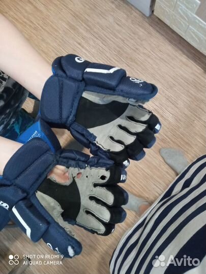 Краги хоккейные 10