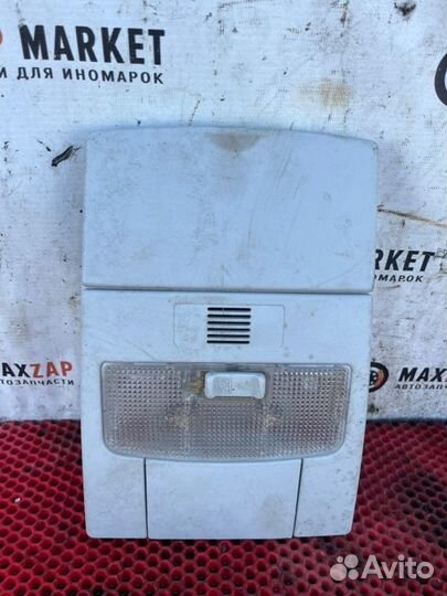 Плафон салонный LADA Priora 2011