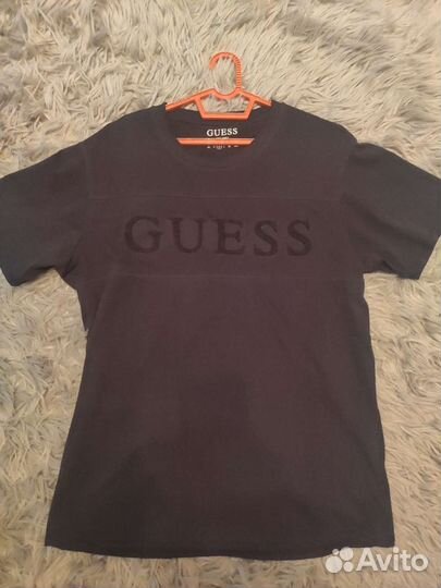 Футболка Guess