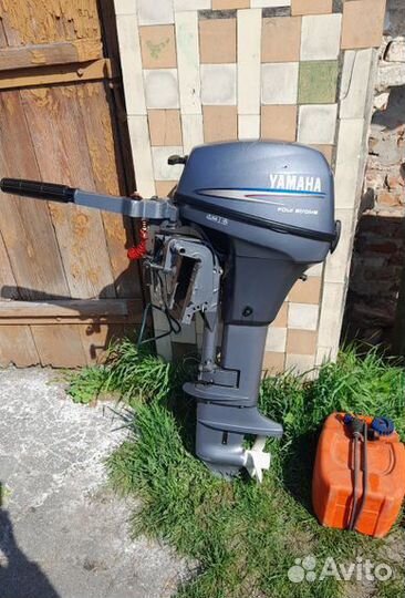 Продам Лодочный мотор Ямаха F 8 cmhs 4тактный
