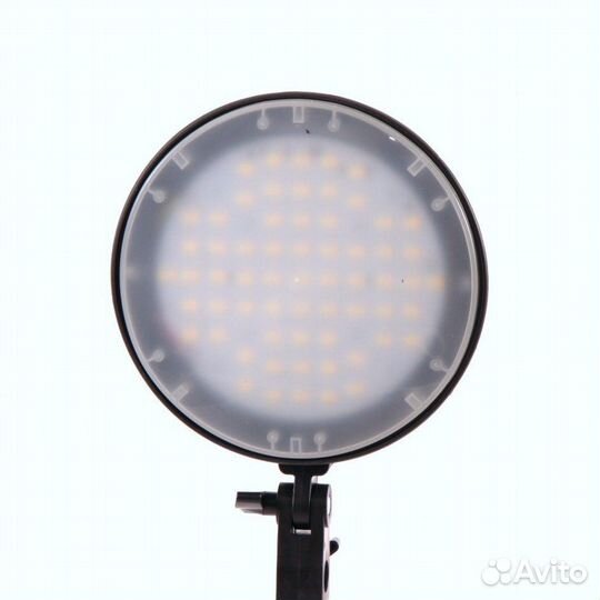 Комплект постоянного света FST LED-1682 KIT (2 ист