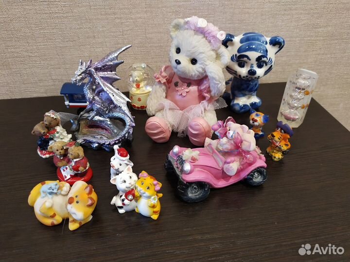 Фигурки декоративные