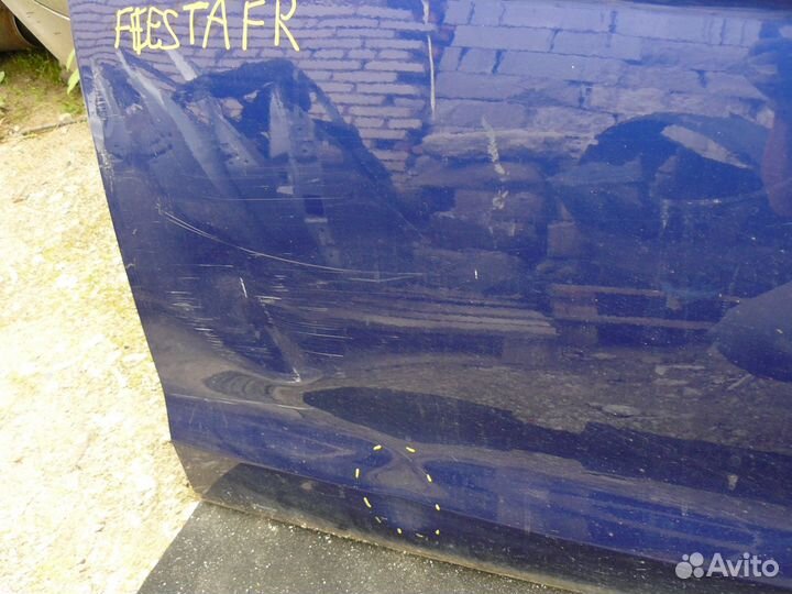 Дверь передняя правая Ford Fiesta