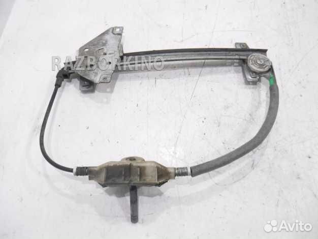 Стеклоподъемник механический задний правый