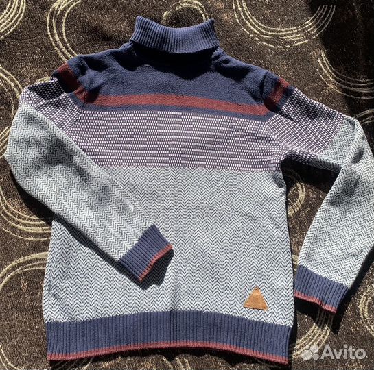 Свитер для мальчика р. 140
