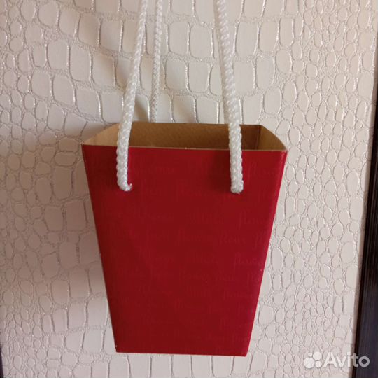 Подарочные коробки для цветов