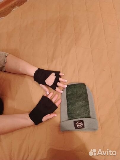 Шапка и перчатки для брейкданса