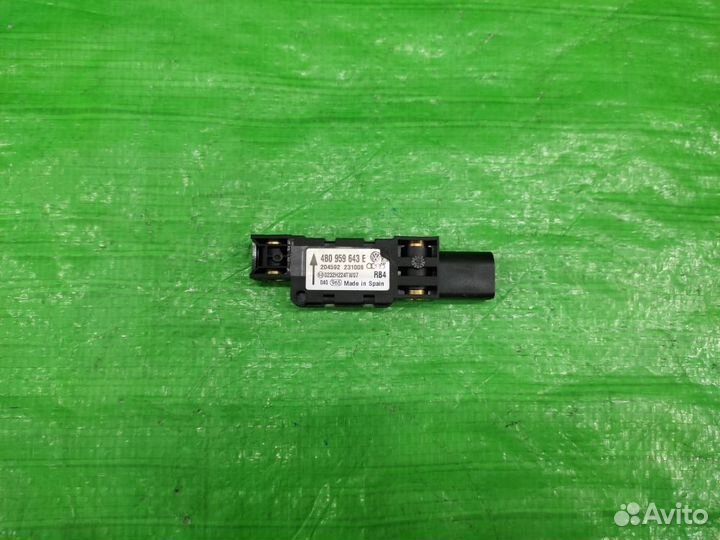 Датчик airbag Volkswagen Touareg