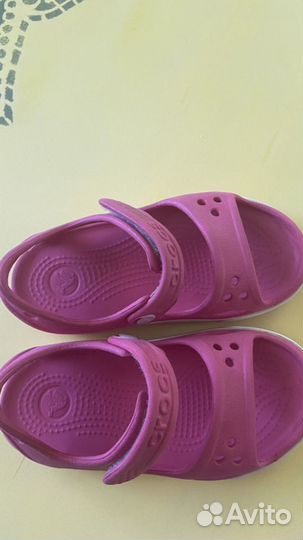 Сандали для девочки crocs c8