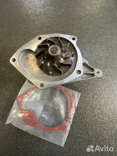 Помпа renault 1,5 DCI 7701478031 оригинал новая