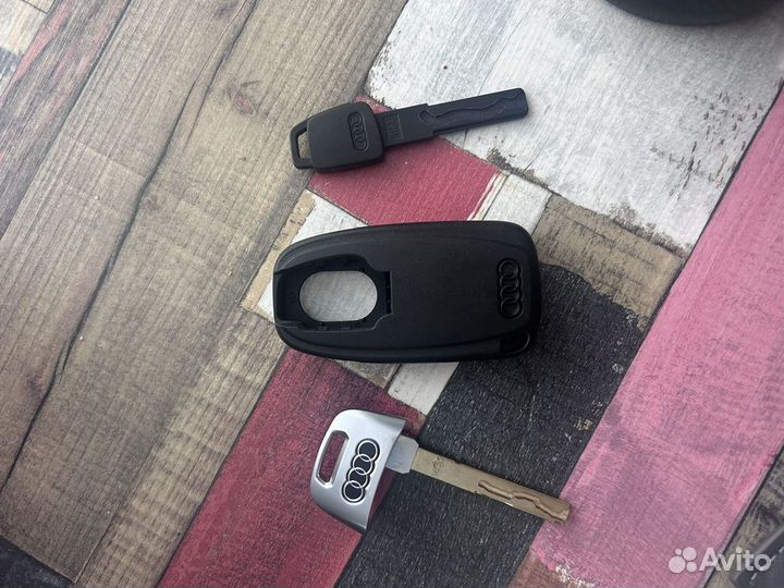 Сервисный ключ Audi