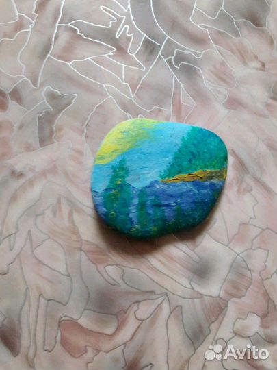 Камни с рисунками