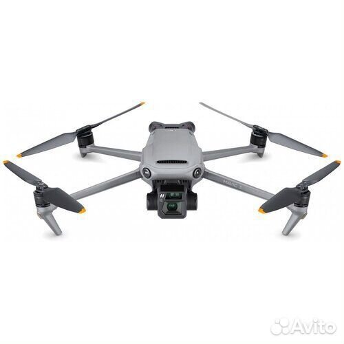 Квадрокоптер DJI Mavic 3 Fly More Combo