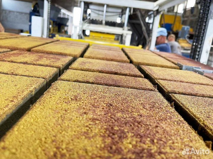 Тротуарная плитка и поребрик от 120 м2