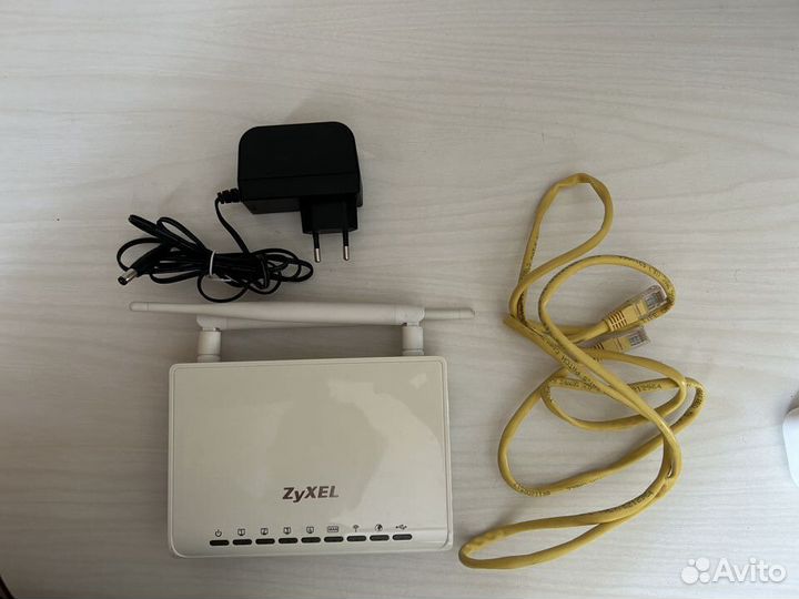 Роутер Zyxel Keenetic Giga