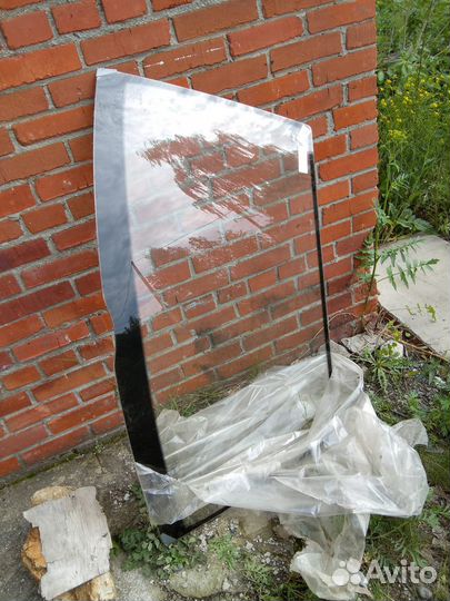 Лобовое стекло Mercedes-Benz 190 (w201)