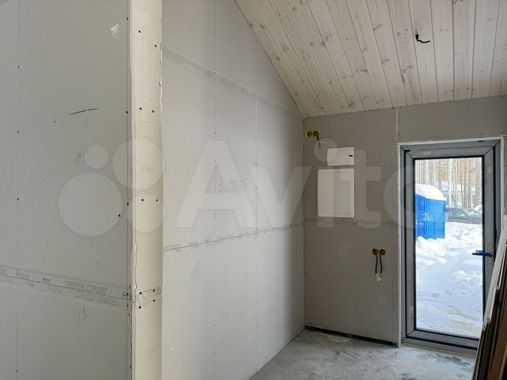Дом 125 м² на участке 8,7 сот.