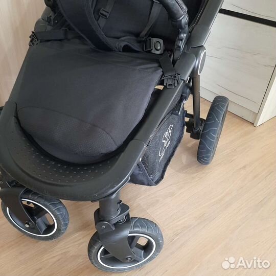 Коляска прогулочная sweet baby