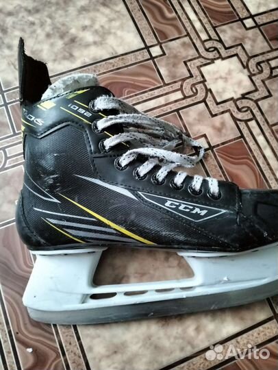 Коньки хоккейные ccm 39 размер