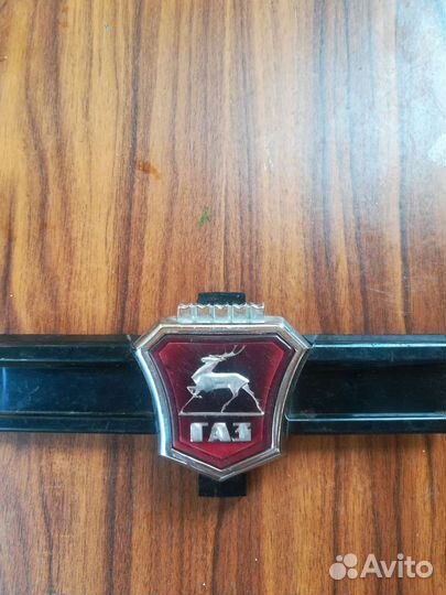 Эмблема газ 2410
