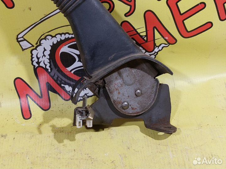 Рычаг ручника Renault Logan 2 фаза 1.4 2011