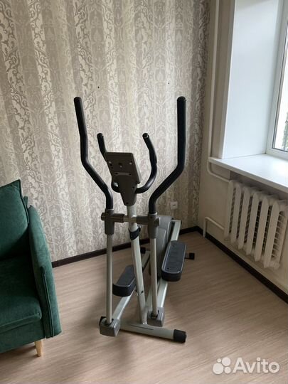 Эллиптический тренажер torneo