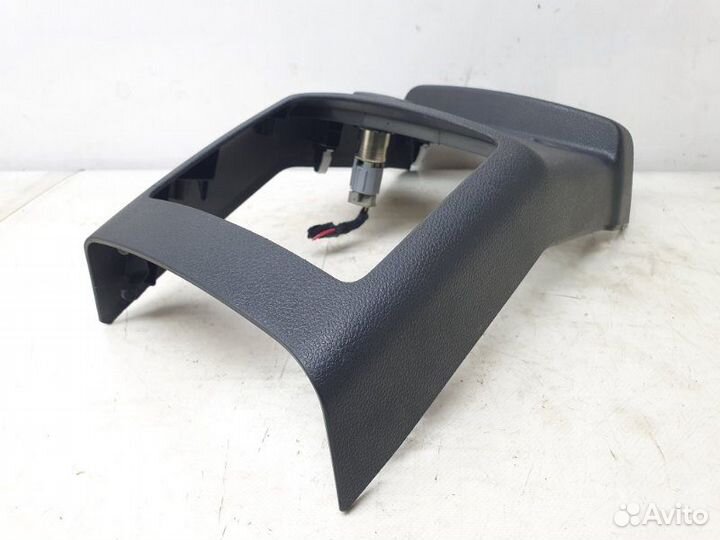 Накладка подлокотника Ford Explorer 5 3.5 2011