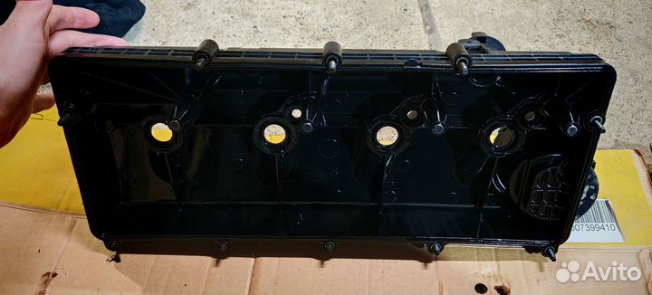 Клапанная крышка cummins 2.8 евро 5