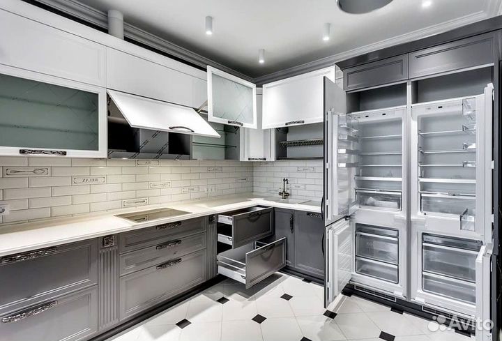 Кухня в потолок на заказ