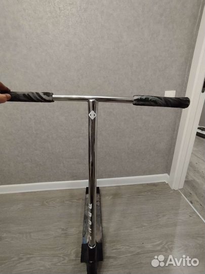 Трюковой самокат кастом стрит