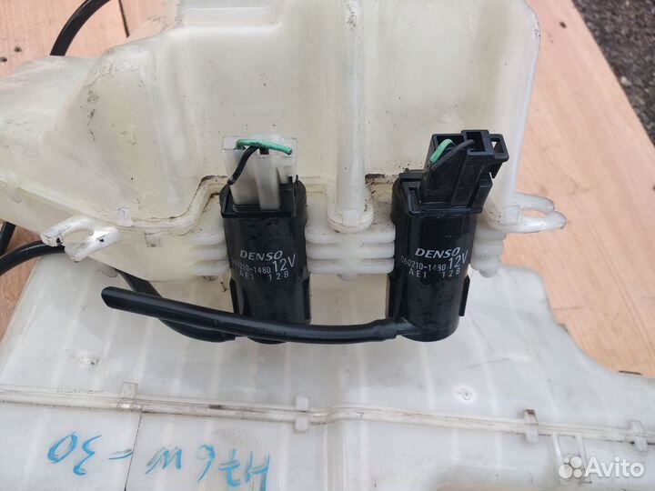 Бачок стеклоомывателя Паджеро Ио Пинин 2000+ г.в