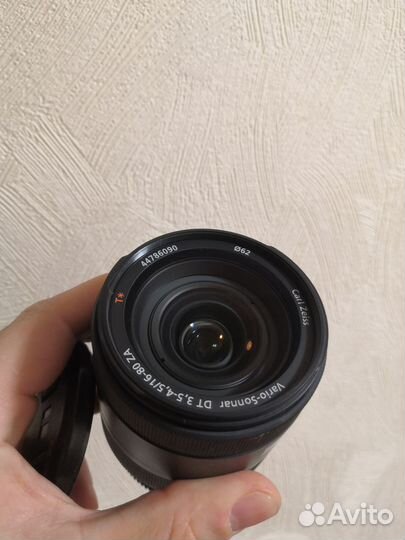 Sony 16-80mm f/3.5-4.5 carl zeiss